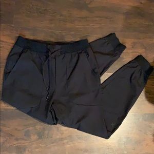 Men’s Lulu lemon city joggers